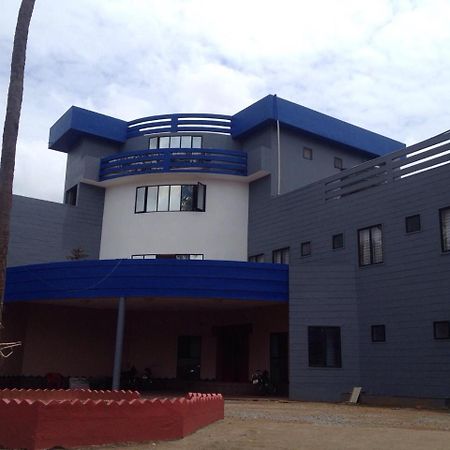 Kallada Golden Hotel Thrissur Dış mekan fotoğraf
