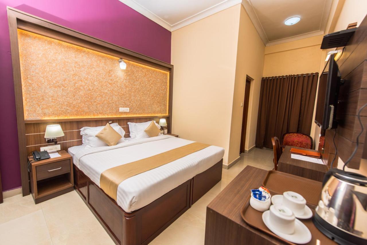 Kallada Golden Hotel Thrissur Dış mekan fotoğraf