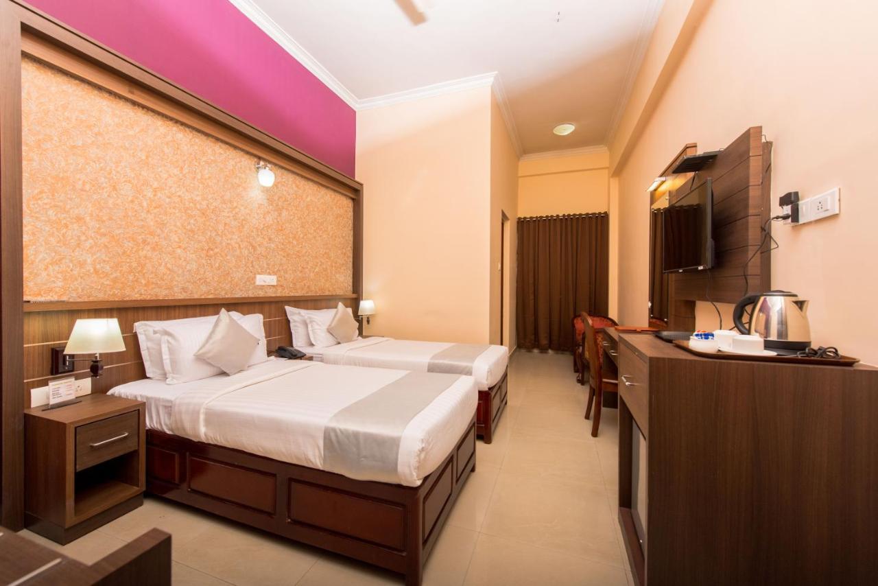 Kallada Golden Hotel Thrissur Dış mekan fotoğraf