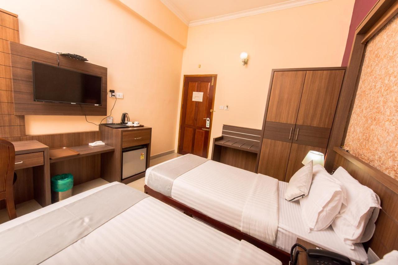 Kallada Golden Hotel Thrissur Dış mekan fotoğraf