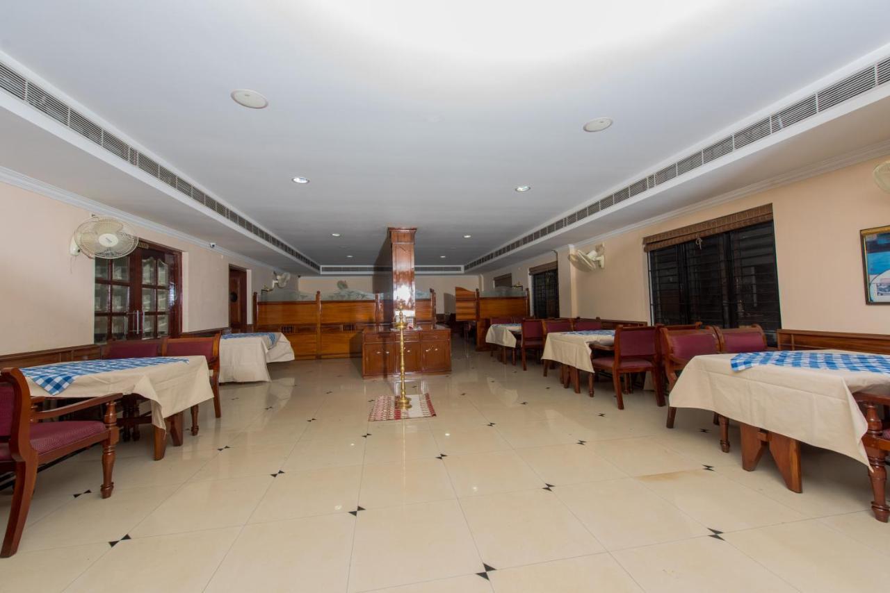 Kallada Golden Hotel Thrissur Dış mekan fotoğraf